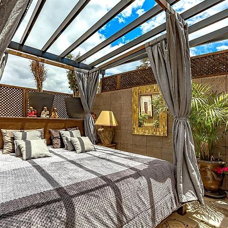 Bamboo Residence 阿德耶 外观 照片